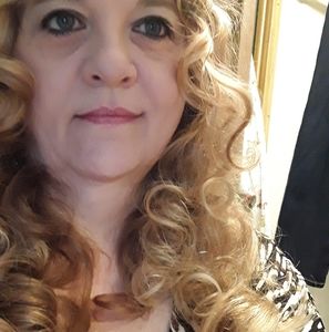 Meet your Posher, Tina